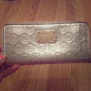 Michael Kors wallet large